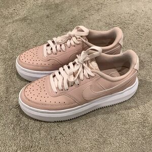 Nike Women’s Sneakers